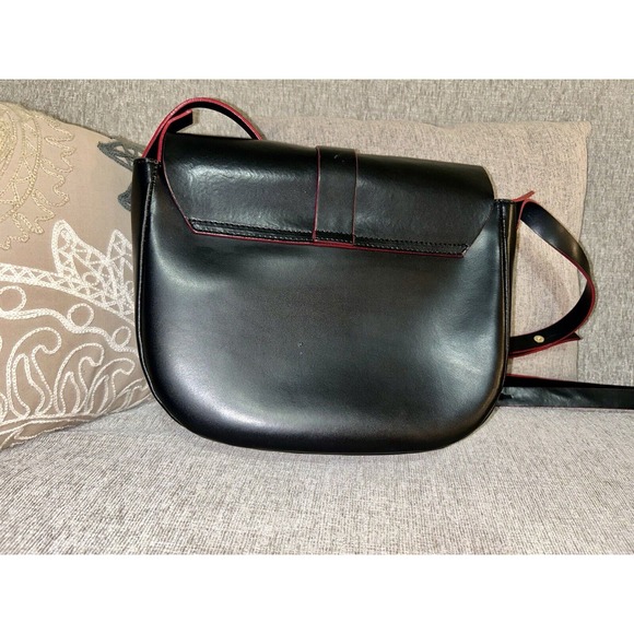 VITTORIA NAPOLI‎  ITALY Saffiano Hard Leather Crossbody Bag Purse Black & Red - Picture 2 of 10